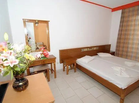 Iris Otel 3*