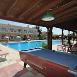 Iris Hotel