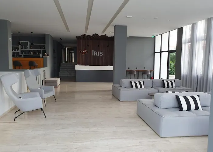 Iris Hotel